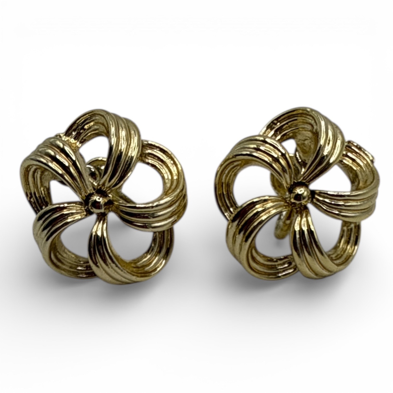 Vintage Lisner Gold-Toned Screw-Back Earrings Mid-Century Floral Or Knot Design 19$